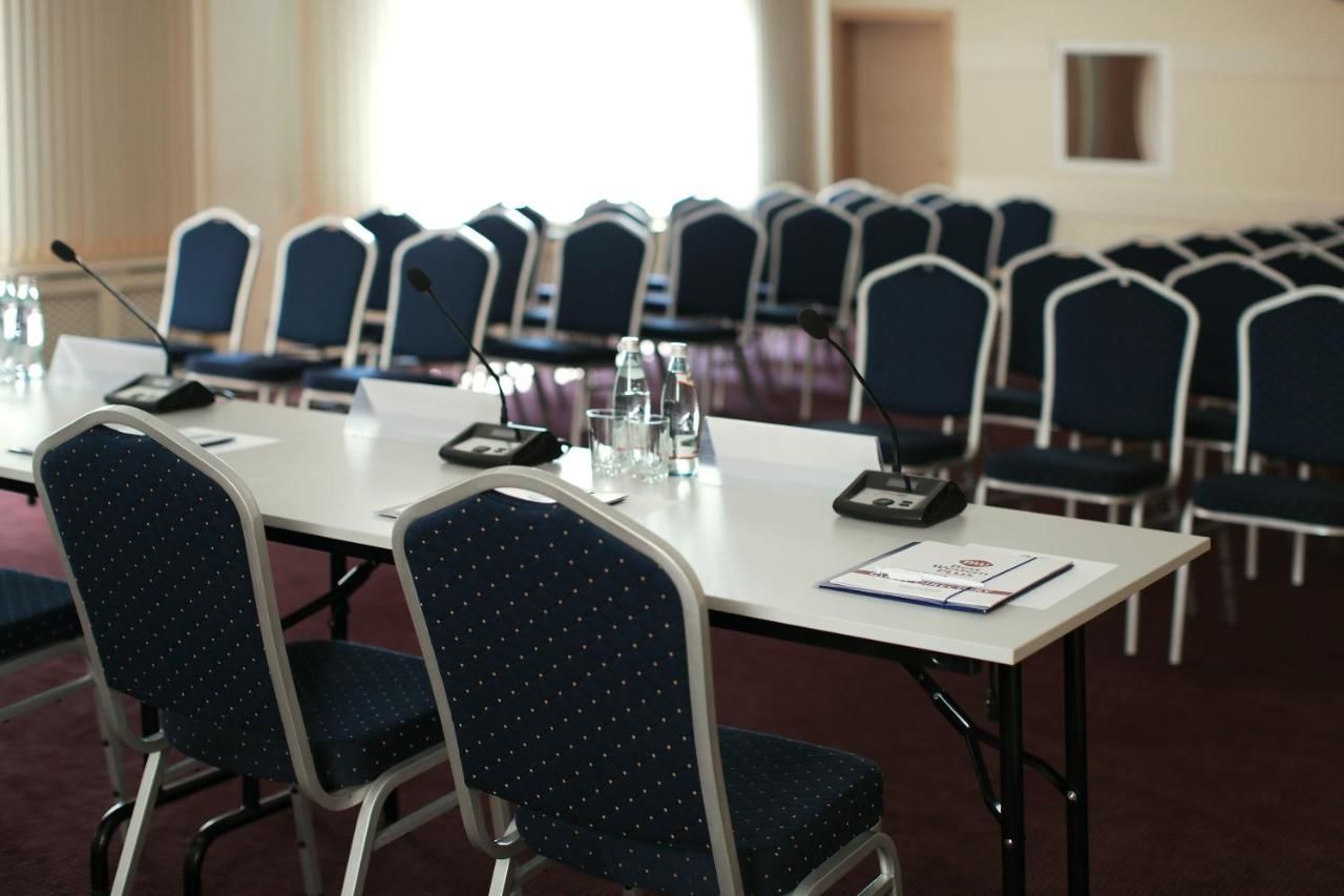 Отель Flowers Hotel Кишинёв-35